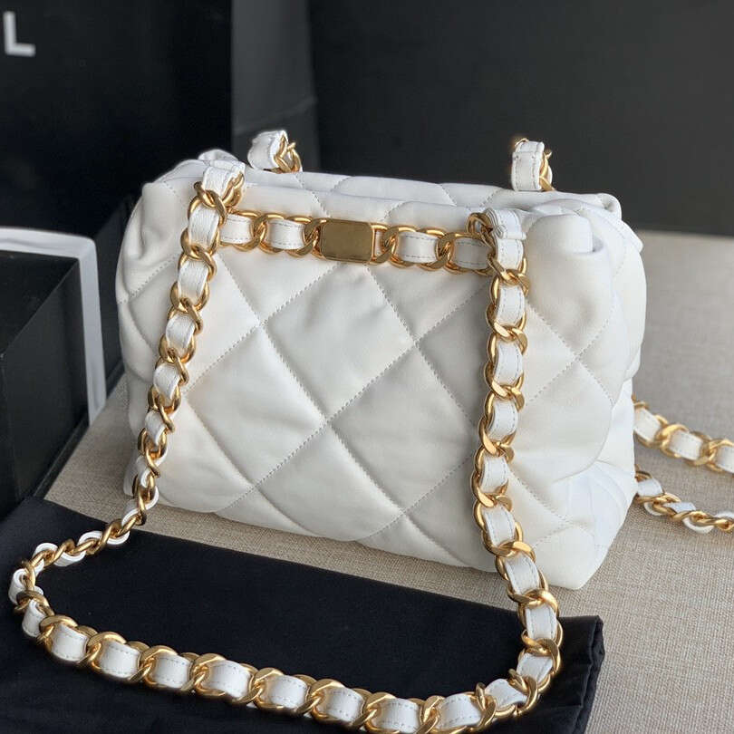 7A Designer bags Chain Pillow bag AS3502 One Shoulder Messenger Underarm Handbag High Quality Fashion Classic Women's Genuine Leather bag Square Lattice Luxury
7A Designer bags Chain Pillow bag AS3502 One Shoulder Messenger Underarm Handbag High Quality Fashion Classic Women's Genuine Leather bag Square Lattice Luxury