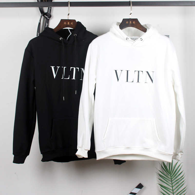 Designer Vlts Hoodie Round Neck Hoody Short Sve Loose Men And Women Lovers Pure Cotton Vt Versatile Half Sve Fashion Brand Jacket, No sale
Designer Vlts Hoodie Round Neck Hoody Short Sve Loose Men And Women Lovers Pure Cotton Vt Versatile Half Sve Fashion Brand Jacket, No sale