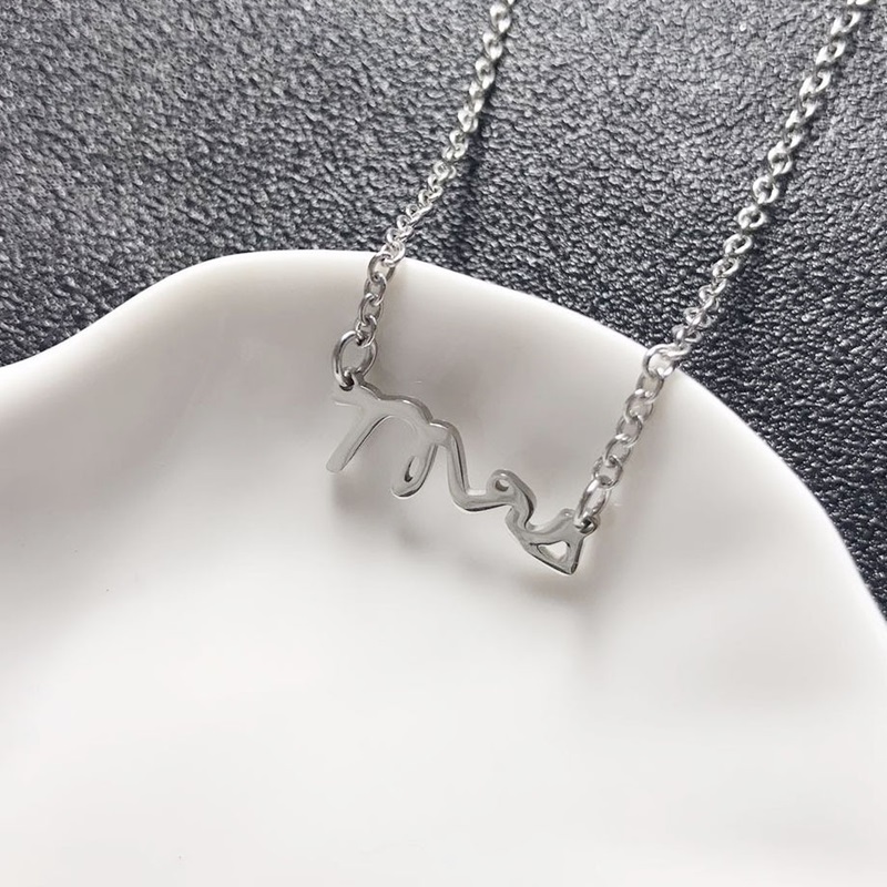 Dainty Cursive Mrs Letter Necklaces Stainless Steel Luxury English Word Name Pendant Choker for Ladies Female Wife Wedding Bridal