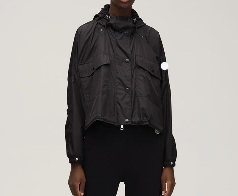 Designer womens Jacket Embroiled Letter Badge women Downs Windbreaker 2color size0-2, Black
Designer womens Jacket Embroiled Letter Badge women Downs Windbreaker 2color size0-2, Black