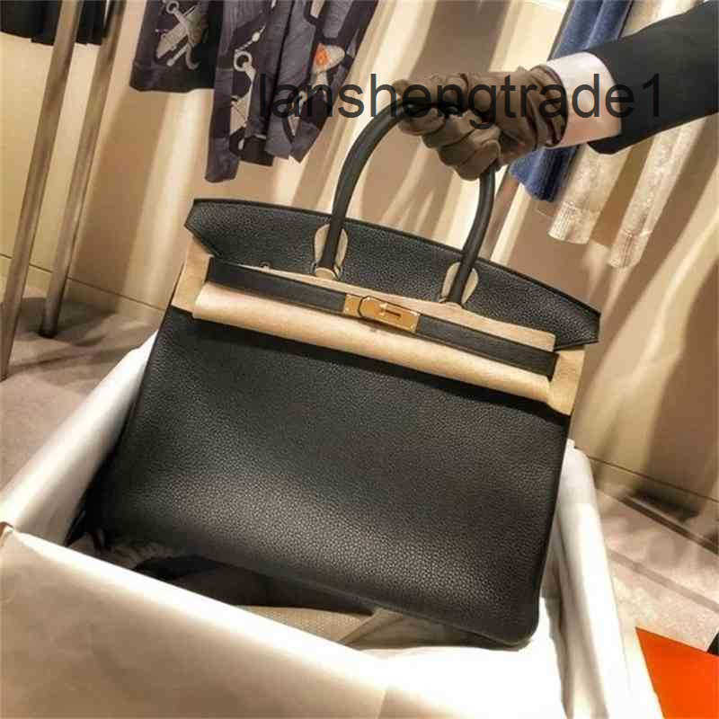 Designer Luxurys High Quality Bag Hemes Cowhide Berkin For Womens Handmade Wallet Fashion Letters H Togo Handbags Kely Purse Leather Black 25 35 The Totes Bags IBET, 35cm red
Designer Luxurys High Quality Bag Hemes Cowhide Berkin For Womens Handmade Wallet Fashion Letters H Togo Handbags Kely Purse Leather Black 25 35 The Totes Bags IBET, 35cm red