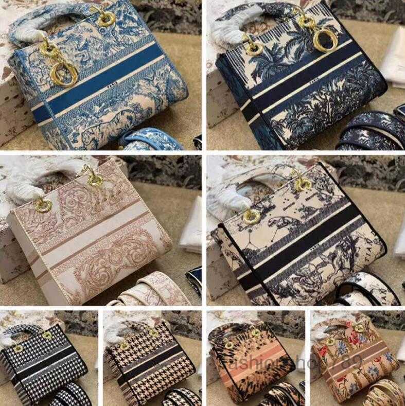 Evening Bags Handbags Designer Tote Bag Top Quality Women Handbag Shoulder Bags Fashion Cross Body Canvas Embroidery Luxury Shopping TotesMM
Evening Bags Handbags Designer Tote Bag Top Quality Women Handbag Shoulder Bags Fashion Cross Body Canvas Embroidery Luxury Shopping TotesMM