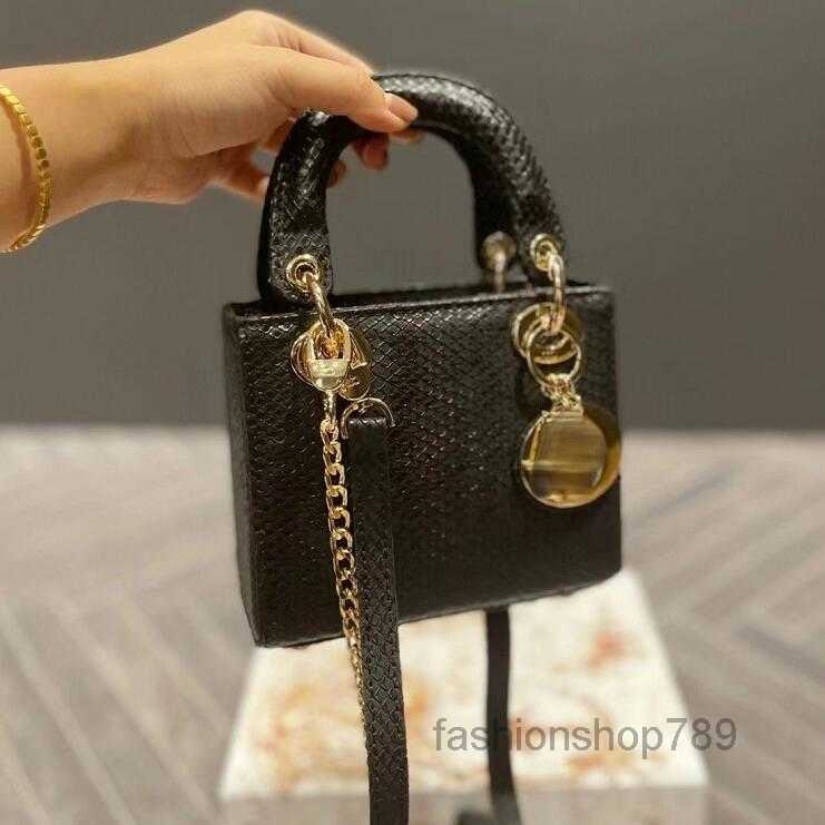 Evening Bags Women Designers Bags Totes Handbags Totes Messenger Shoulder Chain Bag Top Quality Leather Hardware Buckle Letter Purse Women'M
Evening Bags Women Designers Bags Totes Handbags Totes Messenger Shoulder Chain Bag Top Quality Leather Hardware Buckle Letter Purse Women'M