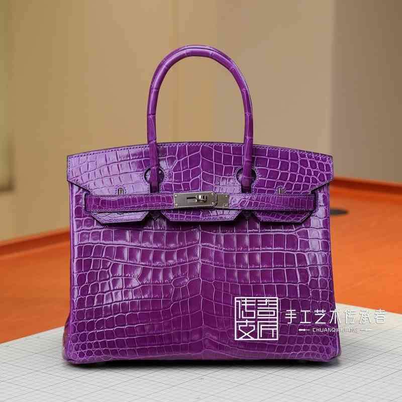 Evening Bags Designer Handbags 2022 New Birkins Platinum Crocodile Leather Bright Face Bk30cm Crystal Purple Silver Buckle Handbag, 30cm gold buckle
Evening Bags Designer Handbags 2022 New Birkins Platinum Crocodile Leather Bright Face Bk30cm Crystal Purple Silver Buckle Handbag, 30cm gold buckle