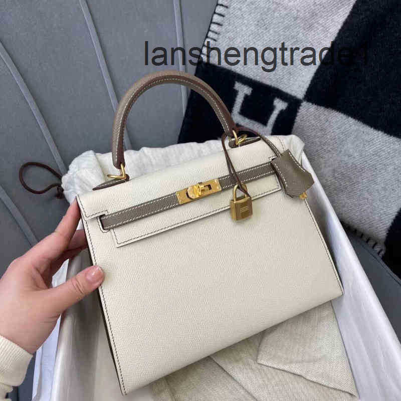 Designer Luxurys High Quality Bag Hemes Cowhide Berkin For Womens Handmade Wallet Fashion Letters H Togo Handbags Kely Purse Leather Black 25 35 The Totes Bags FRQY, Golden brown 25cm
Designer Luxurys High Quality Bag Hemes Cowhide Berkin For Womens Handmade Wallet Fashion Letters H Togo Handbags Kely Purse Leather Black 25 35 The Totes Bags FRQY, Golden brown 25cm
