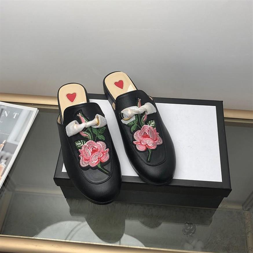 Designer luxury Women Summer Slipper Princetown Slippers Bees Snake Mules Loafers Genuine Womens Leather Flats With Buckle Pattern318l, Na-11
Designer luxury Women Summer Slipper Princetown Slippers Bees Snake Mules Loafers Genuine Womens Leather Flats With Buckle Pattern318l, Na-11