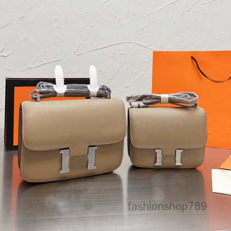 Evening Bags Flap Cowhide Shoulder Leather Bag Crossbody Sling Bags Women Plain Wallet Purse Sling Pouch Silver Color Letter Metal Hasp SmaM
Evening Bags Flap Cowhide Shoulder Leather Bag Crossbody Sling Bags Women Plain Wallet Purse Sling Pouch Silver Color Letter Metal Hasp SmaM