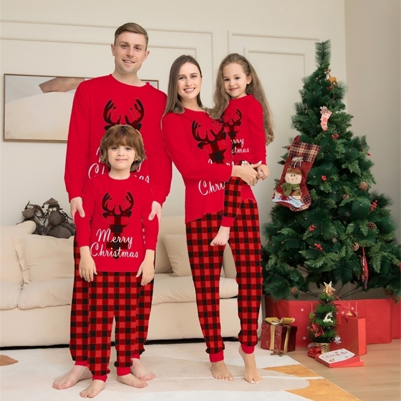 Family Matching Outfits Christmas Pyjamas Family Matching Outfits Father Mother Kids Baby Xmas Sleepwear Mommy and Girl family Christmas Pajamas 22092