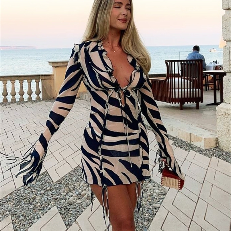 Casual Dresses FSDA Print Long Sleeve Mini Summer Beach Dress Ruffles Mesh Sexy Party Bodycon Bandage See Through 90s Club 220926, Black
Casual Dresses FSDA Print Long Sleeve Mini Summer Beach Dress Ruffles Mesh Sexy Party Bodycon Bandage See Through 90s Club 220926, Black