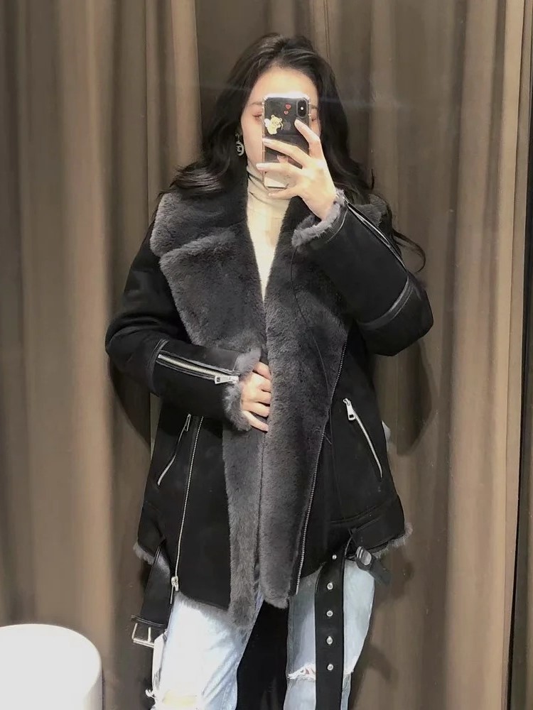 Women's Leather Faux style women's double-sided coat with fur lamb hair Winter Coat plus velvet 220928