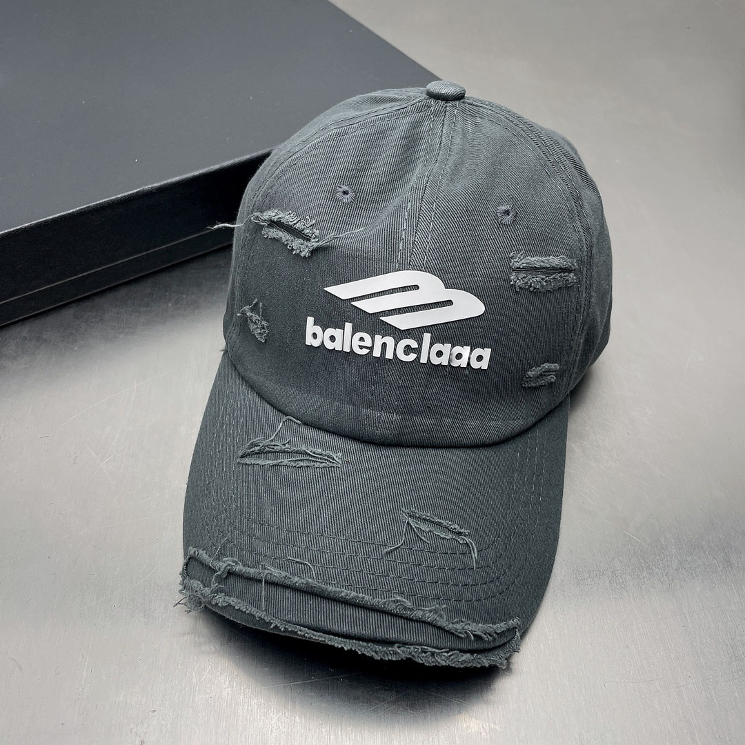 Ball Caps Designer Couple Baseball Sports Cap Autumn And Winter Warm Cotton Ripped Holes Do Old Letters Bag-Luxury 0b6c