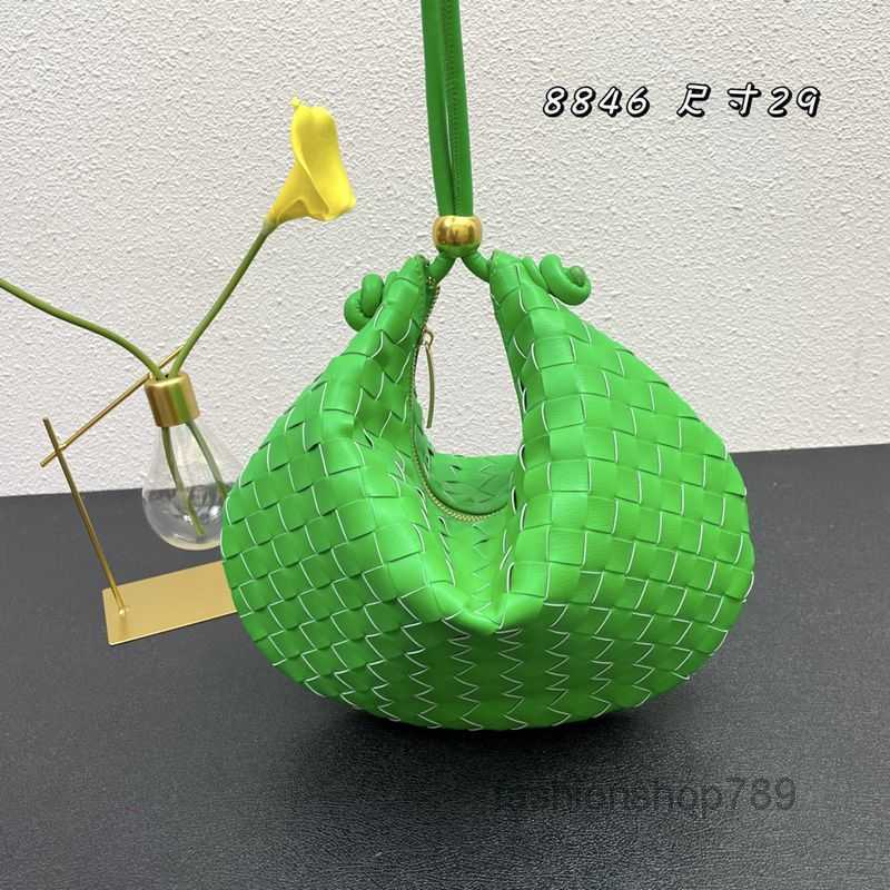 Evening Bags Bag Woman Fashion Designer Handbags Turn Underarm Half Moon Shoulder Bags Backpacks Crossbody Knitting The Totes Women Handbag, 2# 8846# size 29x25x20cm 
Evening Bags Bag Woman Fashion Designer Handbags Turn Underarm Half Moon Shoulder Bags Backpacks Crossbody Knitting The Totes Women Handbag, 2# 8846# size 29x25x20cm