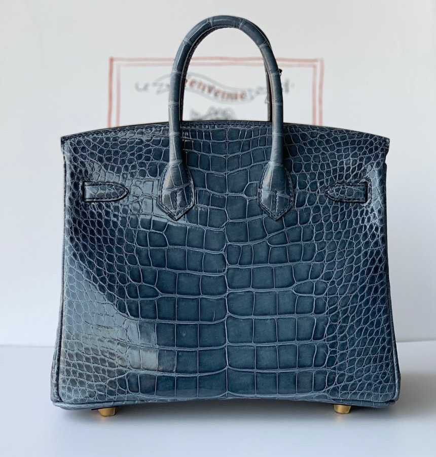 Designers Handbags Herme Birkin Designer Bags Glossy American Crocodile Leather Women's Handbag Celebrity Bao Lady Temperament 25 Large Capacity Ayw, Navy
Designers Handbags Herme Birkin Designer Bags Glossy American Crocodile Leather Women's Handbag Celebrity Bao Lady Temperament 25 Large Capacity Ayw, Navy