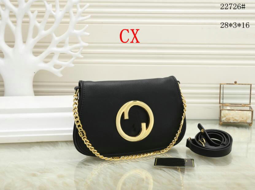Women designer chain handbags Shoulder Bag Leather Classic Underarm Hobo Crossbody Bags Fashion Lady Purses Wholesale handbags purse, Black
Women designer chain handbags Shoulder Bag Leather Classic Underarm Hobo Crossbody Bags Fashion Lady Purses Wholesale handbags purse, Black