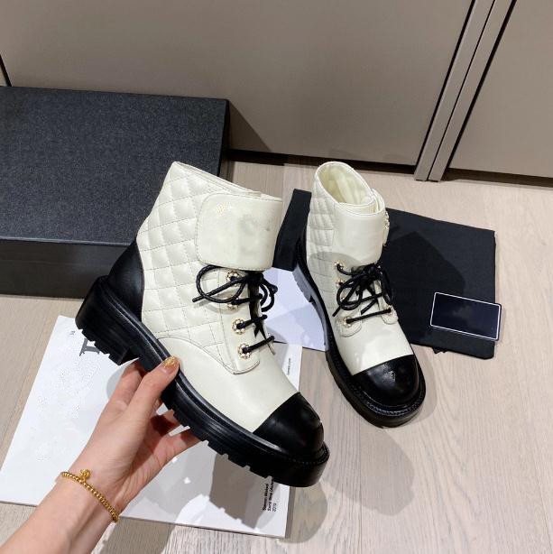 2022 Luxury Martin Boots Women's Flat Lace-Up thermal buckle Boot Thick Sole Heightening All-match Ladies Short Ankle Boots, White
2022 Luxury Martin Boots Women's Flat Lace-Up thermal buckle Boot Thick Sole Heightening All-match Ladies Short Ankle Boots, White