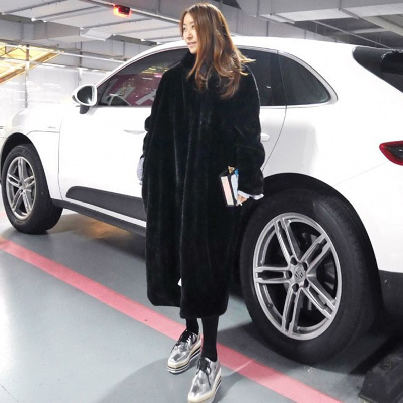 Women's Fur Faux Women Autumn Winter ry Warm Outerwear Fashion Loose Rabbit Long Jacket Casual Thickened Coat 220928
