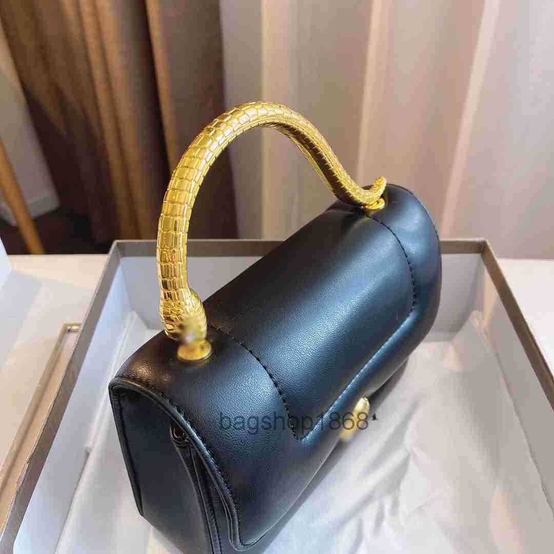 Luxurys Designers Serpentine Cabochan Shoulder Bags Italy Brand Fashion Snakehead Lock Crossbody Totes Women Snake Handle Leather Tote Handbags Designer Bag, 00
Luxurys Designers Serpentine Cabochan Shoulder Bags Italy Brand Fashion Snakehead Lock Crossbody Totes Women Snake Handle Leather Tote Handbags Designer Bag, 00
