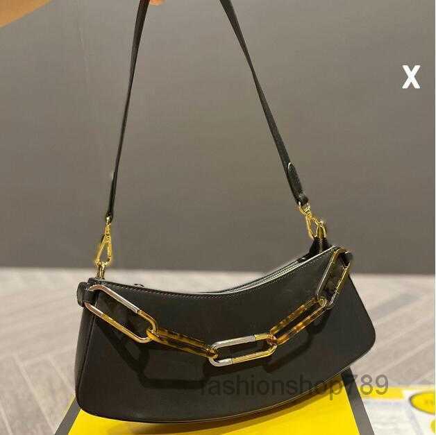 Evening Bags Underarm Women Hobo Designer Genuine leather Bags Ladies Chains Baguette Shoulder Bag Tote Letter High-quality Handbag Woman TM
Evening Bags Underarm Women Hobo Designer Genuine leather Bags Ladies Chains Baguette Shoulder Bag Tote Letter High-quality Handbag Woman TM