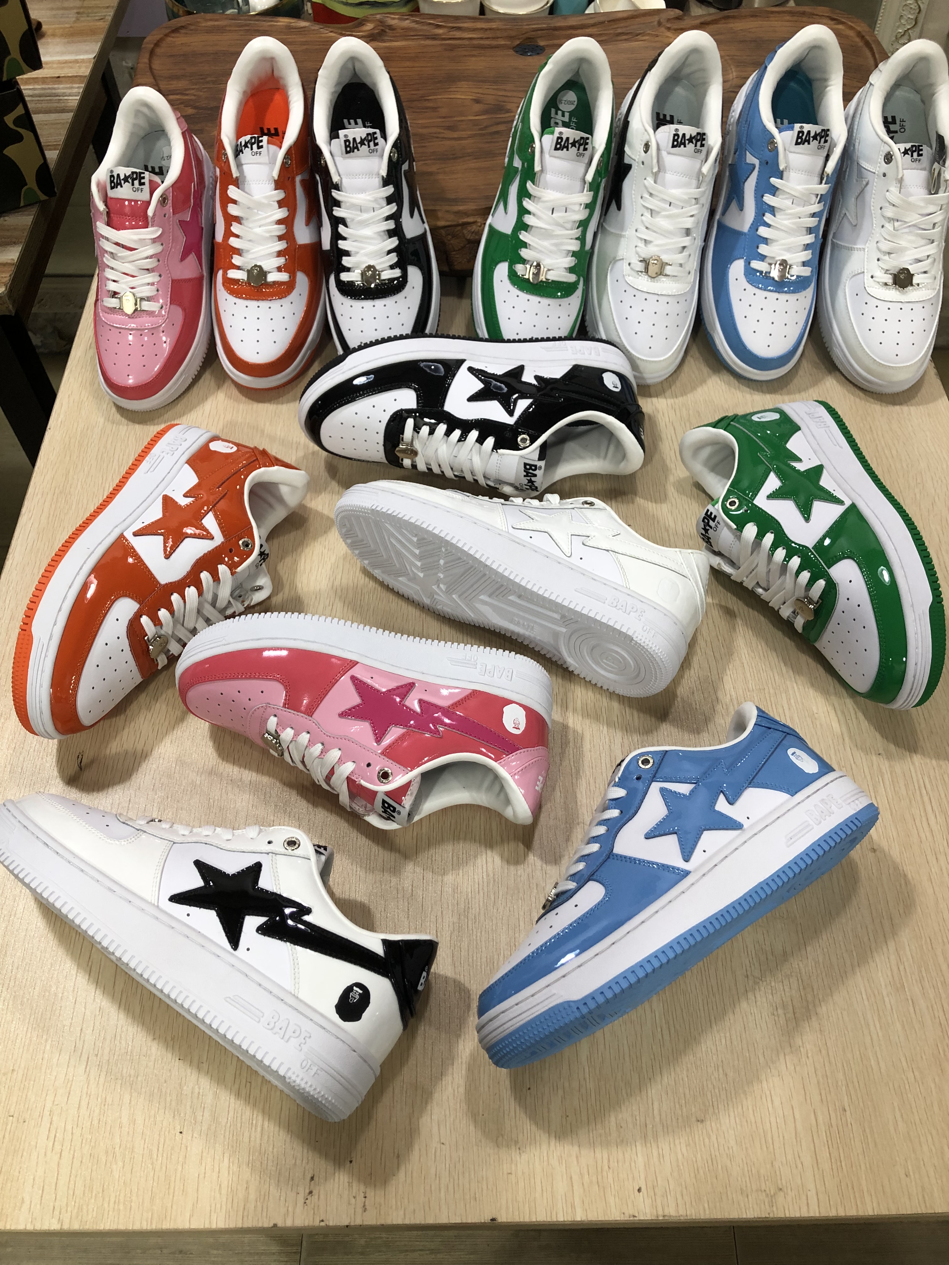 A Bapestas off Low ABC Camo Stars Man Motorcycle Boots Sk8 Women White Green Red Black Yellow Sneakers, Box
A Bapestas off Low ABC Camo Stars Man Motorcycle Boots Sk8 Women White Green Red Black Yellow Sneakers, Box