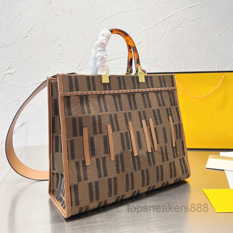 Evening Bags Sunshine Tote Bag Women Shoulder Bag Fashion Classic Old Flower Handbags Large Capacity Travel Shopping Cross Body Handbag Zipper Pocket Totes Purse, Black
Evening Bags Sunshine Tote Bag Women Shoulder Bag Fashion Classic Old Flower Handbags Large Capacity Travel Shopping Cross Body Handbag Zipper Pocket Totes Purse, Black