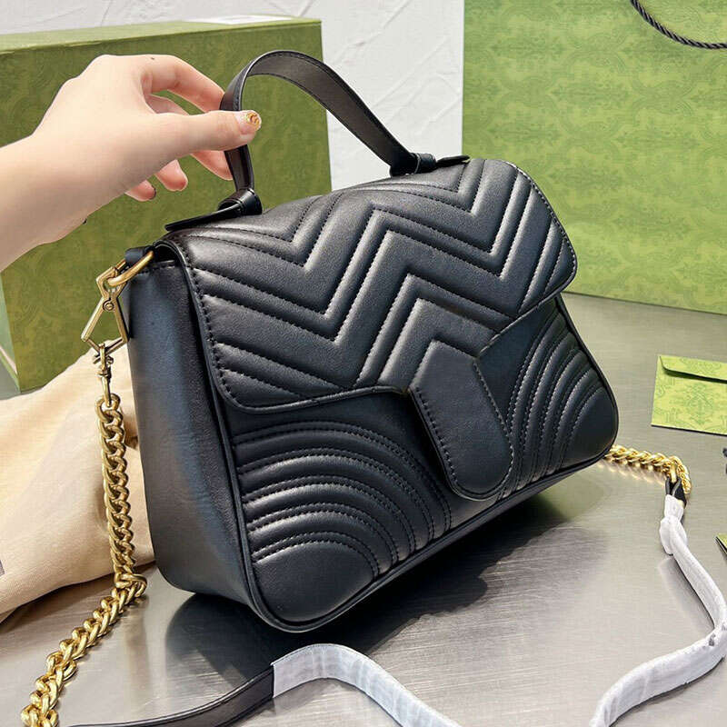 Evening Bags bags Genuine leather Message Chains Women Handbags Cross Body Shoulder Underarm Bag Wave Pattern Handbag Purse Fashion Letters, Red
Evening Bags bags Genuine leather Message Chains Women Handbags Cross Body Shoulder Underarm Bag Wave Pattern Handbag Purse Fashion Letters, Red
