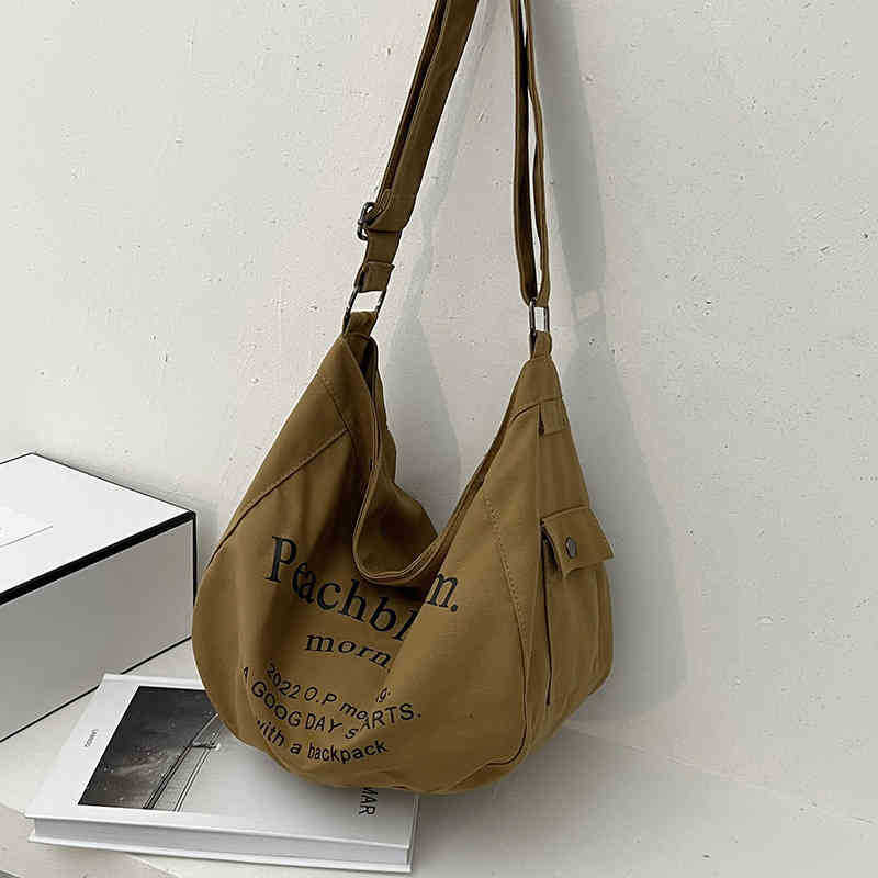 Day Packs Letter Canvas crossbody Bag Female Fashion Versatile Tote Bag Student Class Large Capacity Messenger 220826