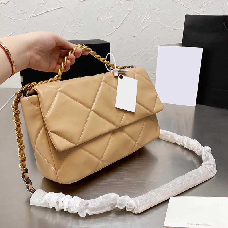 2022 19 Series Coffee Brown Bags Classic Flap Jumbo Medium Fashion France Women Lambskin Leather Famous Luxury Designer Handbags 25C/30C, 25cm brown
2022 19 Series Coffee Brown Bags Classic Flap Jumbo Medium Fashion France Women Lambskin Leather Famous Luxury Designer Handbags 25C/30C, 25cm brown