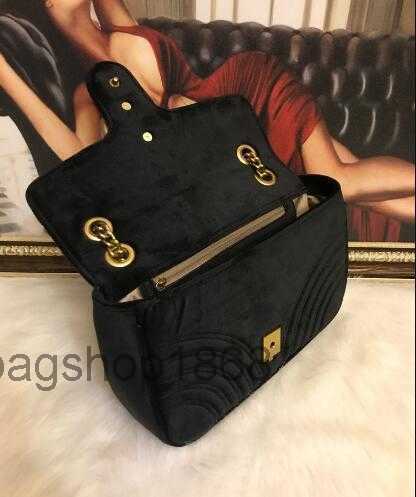 7A Fashion Women designers marmont Shoulder Bag Velvet Handbag Famous Crossbody Bags Feminina chain crossbody bag Chain handbag, Red
7A Fashion Women designers marmont Shoulder Bag Velvet Handbag Famous Crossbody Bags Feminina chain crossbody bag Chain handbag, Red