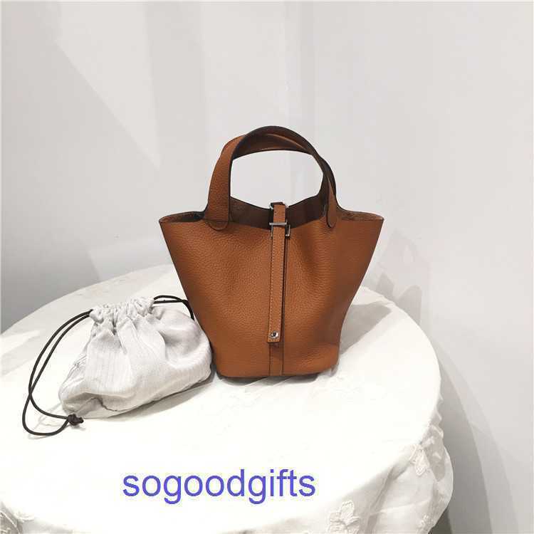 H Handbag Women's Designer Bags Genuine Leather Picotn Lock Handbags Tote Bag 2023 New Litchi Pattern Top Layer Cowhide Women's Pn Fnsu, Pink 18cm
H Handbag Women's Designer Bags Genuine Leather Picotn Lock Handbags Tote Bag 2023 New Litchi Pattern Top Layer Cowhide Women's Pn Fnsu, Pink 18cm