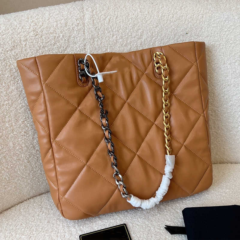 Classic Designer Leather Totes Bag Women's France Quality Designers Shoulder Bag Fashion Luxury Brands Crossbody Handbags messenger Shopping Purses, Blue
Classic Designer Leather Totes Bag Women's France Quality Designers Shoulder Bag Fashion Luxury Brands Crossbody Handbags messenger Shopping Purses, Blue