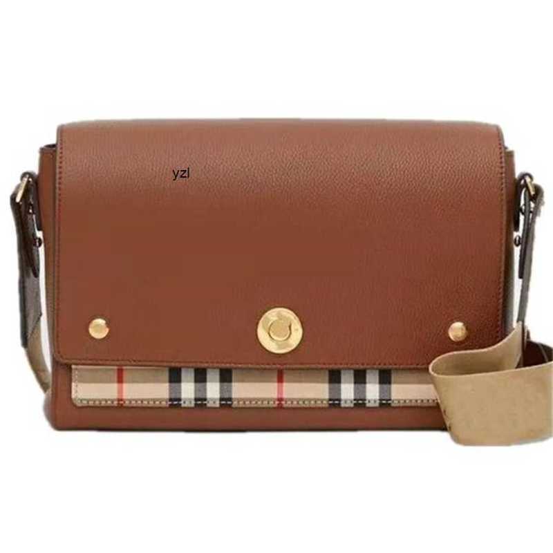 Designer Luxury Burbrerity Bags For Women High Quality Brown Crossbody Handbags Vintage Burbrery Leather Wallet Paris Plaid The Totes Bag Fashion Purses 2OQ9, Black with canvas
Designer Luxury Burbrerity Bags For Women High Quality Brown Crossbody Handbags Vintage Burbrery Leather Wallet Paris Plaid The Totes Bag Fashion Purses 2OQ9, Black with canvas