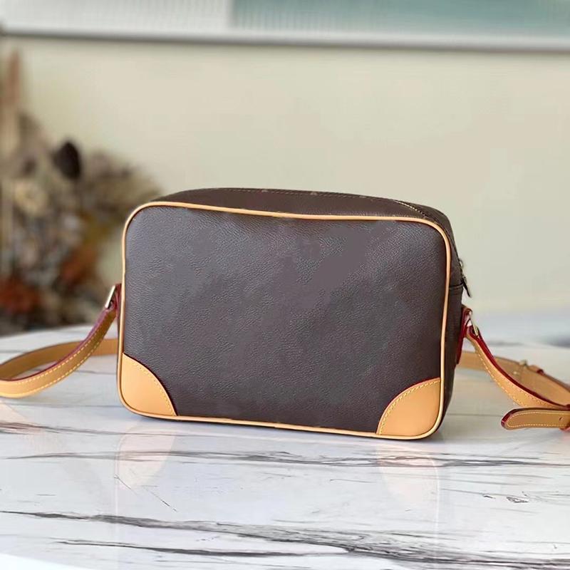 Designer Bags womens Crossbody bag Shoulder Letter Handbags luxurys designers ladies purse gold Chains Cross Body Clutch wholesal, Brown
Designer Bags womens Crossbody bag Shoulder Letter Handbags luxurys designers ladies purse gold Chains Cross Body Clutch wholesal, Brown