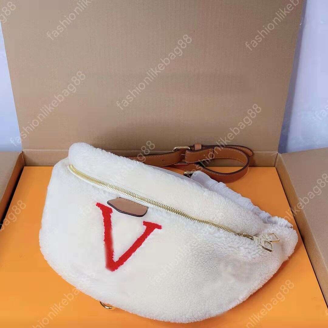 Shoulder Bags 2022 Shoulder Bags Fuzzy Waist Bag Fluffy Handbag Crossbody Bags Designer Fanny Pack Womens Furry Briefcase Lambwool Bumbag Fannypack, 31x16cm
Shoulder Bags 2022 Shoulder Bags Fuzzy Waist Bag Fluffy Handbag Crossbody Bags Designer Fanny Pack Womens Furry Briefcase Lambwool Bumbag Fannypack, 31x16cm