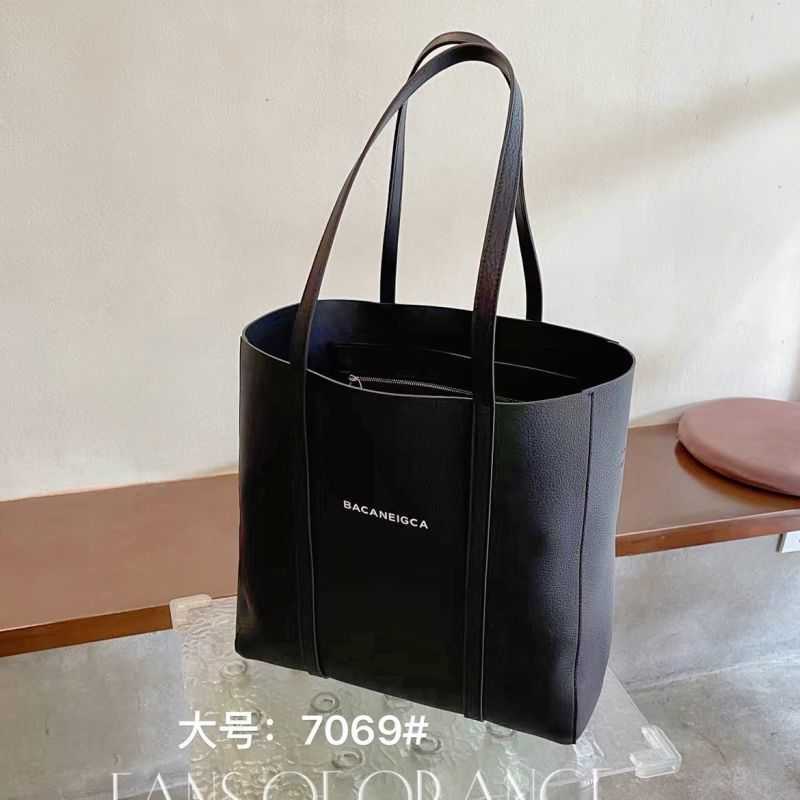 Designer Bag Balenciga Shoulder Bags online shop Black cowhide tote bag for women large capacity soft leather 2022, Black-only one
Designer Bag Balenciga Shoulder Bags online shop Black cowhide tote bag for women large capacity soft leather 2022, Black-only one
