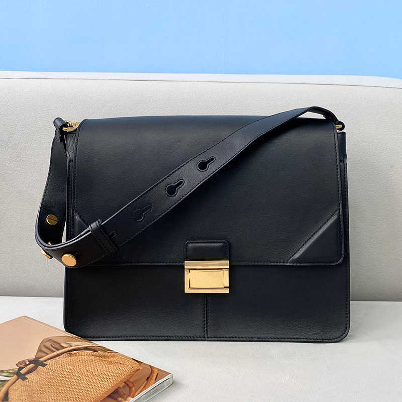 AAAAA F KAN U Geometric Flap Bags Leather Handbags Designer bags Woman Lady Luxury High Quality Plain Classic Shoulder Crossbody Fashion Wholesale Cowhide New Style
AAAAA F KAN U Geometric Flap Bags Leather Handbags Designer bags Woman Lady Luxury High Quality Plain Classic Shoulder Crossbody Fashion Wholesale Cowhide New Style