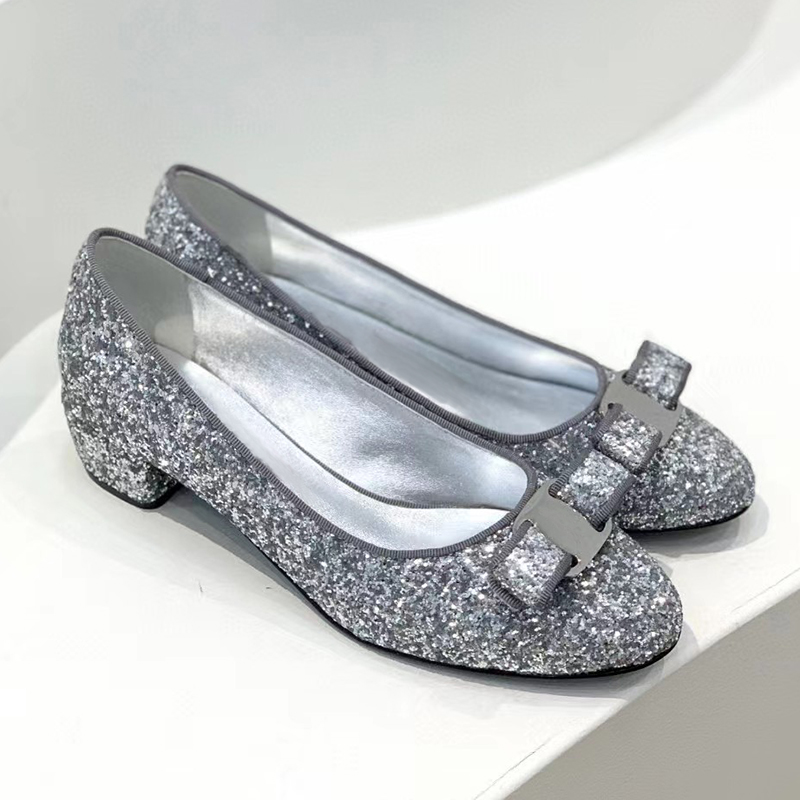 Ballet Flats Shoes Women Flat Heel Bowtie Buckle Round Toes Casual shoes DressShoes Office & Caree Shiny Material Luxury DesignerShoes Large 35-43, Black 4cm
Ballet Flats Shoes Women Flat Heel Bowtie Buckle Round Toes Casual shoes DressShoes Office & Caree Shiny Material Luxury DesignerShoes Large 35-43, Black 4cm