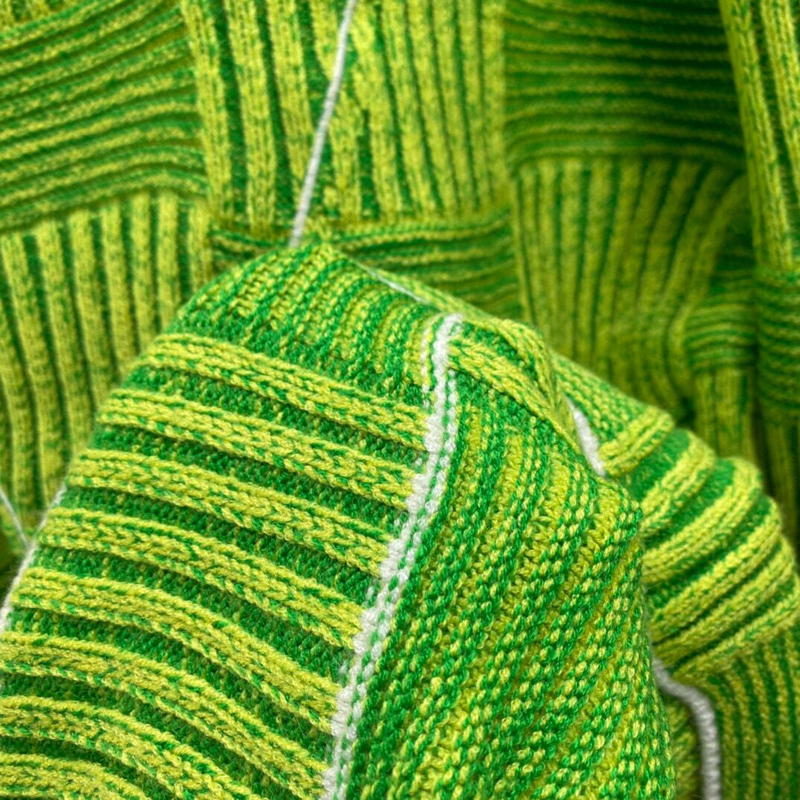 Mens Sweaters Harajuku Vintage Jacquard Plaid Knitted Men Women Winter Oversized Rock Hip Hop Rap Pullover Jumper Sweater 220929