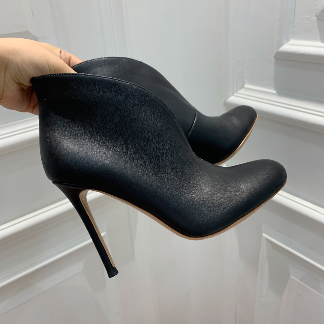 stiletto heel Ankle Boots Gianvito Rossi Two color embossed leather womens shoes Luxury Designer Round Toes shoe 10.5CM high heeled Fashion Boot, Split
stiletto heel Ankle Boots Gianvito Rossi Two color embossed leather womens shoes Luxury Designer Round Toes shoe 10.5CM high heeled Fashion Boot, Split