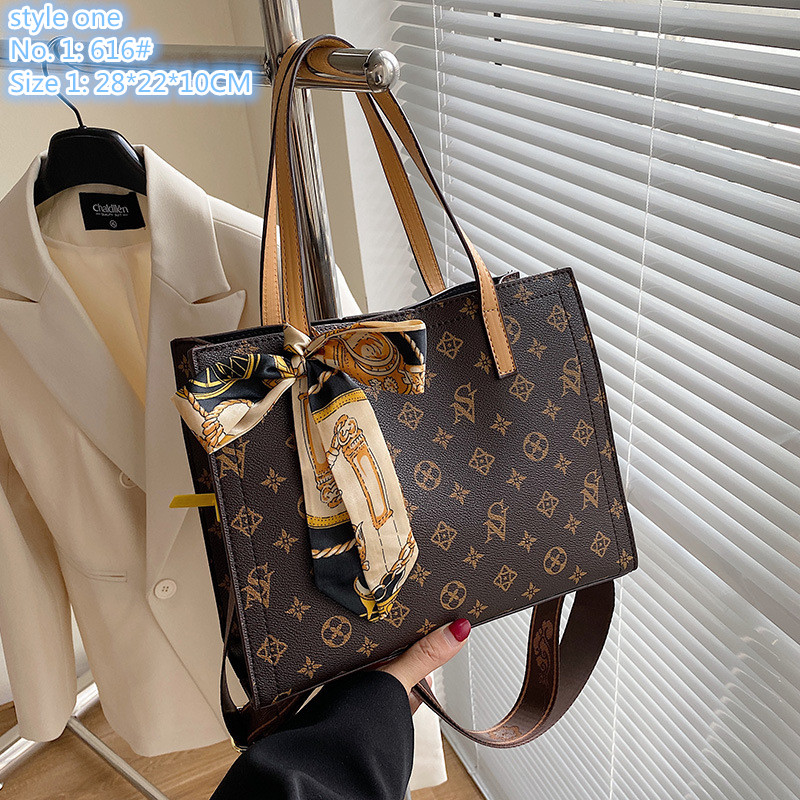 Factory direct shoulder bag elegant geometric printing retro handbag sweet little fresh ribbon bow fashion handbags street trend contrast leather backpack
Factory direct shoulder bag elegant geometric printing retro handbag sweet little fresh ribbon bow fashion handbags street trend contrast leather backpack