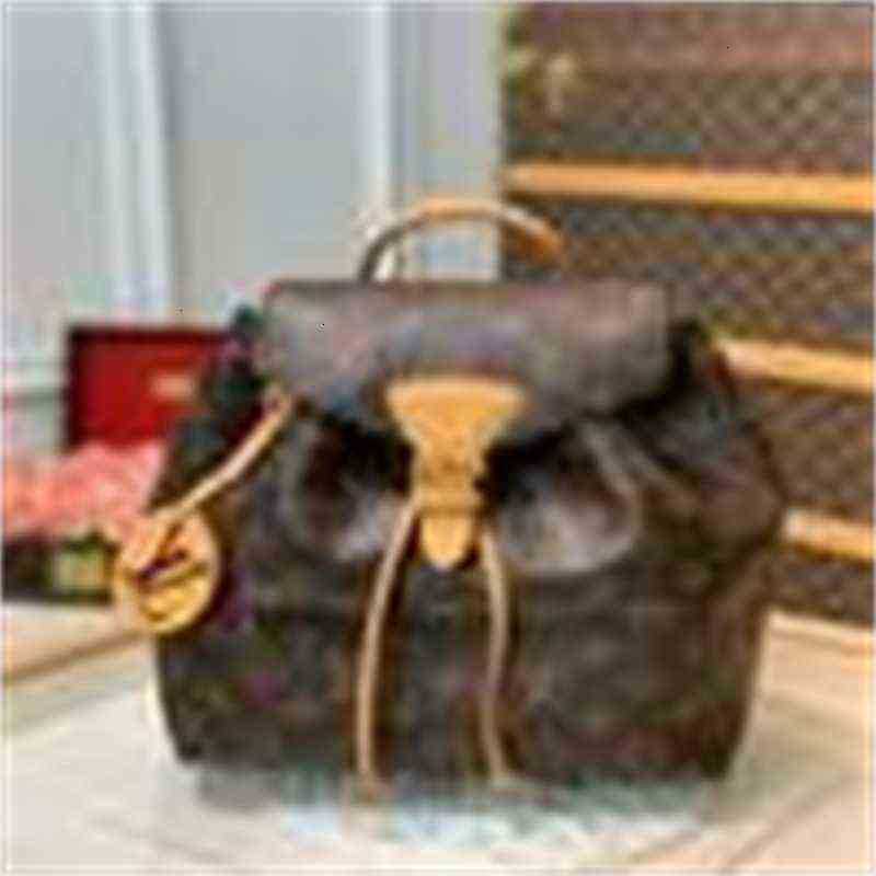 5A Luxury Brand Briefcases M45501 Presbyopia Montsouris Small Backpack Men Real Leather Totes Shoulder Bags Backpacks Pouches Wallets Purse, Picture show
5A Luxury Brand Briefcases M45501 Presbyopia Montsouris Small Backpack Men Real Leather Totes Shoulder Bags Backpacks Pouches Wallets Purse, Picture show