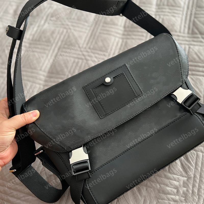 Fashion Messenger Bag Men Shoulder Bags Black Cross Body Classic Handbags Luxury Designer Crossbody High Leather Pochette Business Handbags Flap Pack Wallet, Increase freight
Fashion Messenger Bag Men Shoulder Bags Black Cross Body Classic Handbags Luxury Designer Crossbody High Leather Pochette Business Handbags Flap Pack Wallet, Increase freight