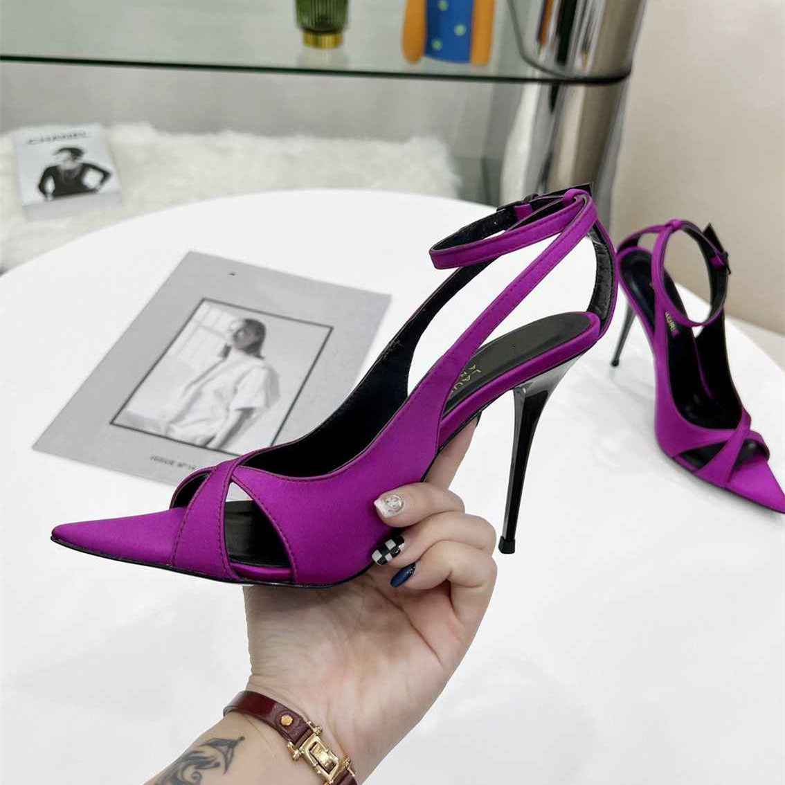 2022 Fashion YSLITY sandals Women's lightweight waterproof platform shoe rainy day beach student casual sandals NQd
2022 Fashion YSLITY sandals Women's lightweight waterproof platform shoe rainy day beach student casual sandals NQd