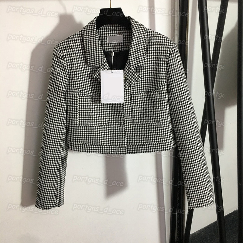 Vintage Womens Coat Long Sleeve Autumn Spring Jacket Street Style Tweed Jacket 2 Colors, Black with label #20225560
Vintage Womens Coat Long Sleeve Autumn Spring Jacket Street Style Tweed Jacket 2 Colors, Black with label #20225560