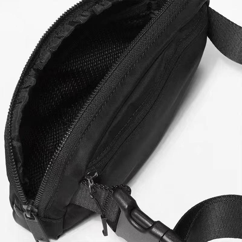 1L Capacity Sports Waist Bags Easy Access Belt Outdoor Crossbody Bag Elastic Adjustable Strap Zipper Fanny Pack Classic Bum Chest 0213