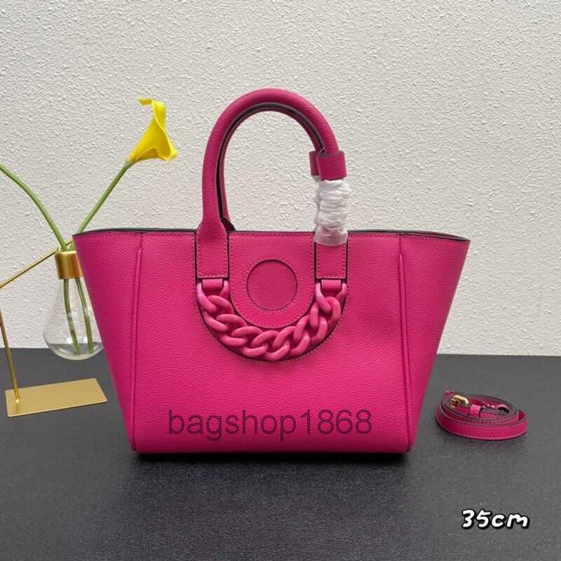 Fashion Bag Shoulder Bag Designer La Medusa tote Women Big Chains Strap Internal Flat Pocket Handbags Leather Purse Wallets 35x20x12.5cm, Black
Fashion Bag Shoulder Bag Designer La Medusa tote Women Big Chains Strap Internal Flat Pocket Handbags Leather Purse Wallets 35x20x12.5cm, Black
