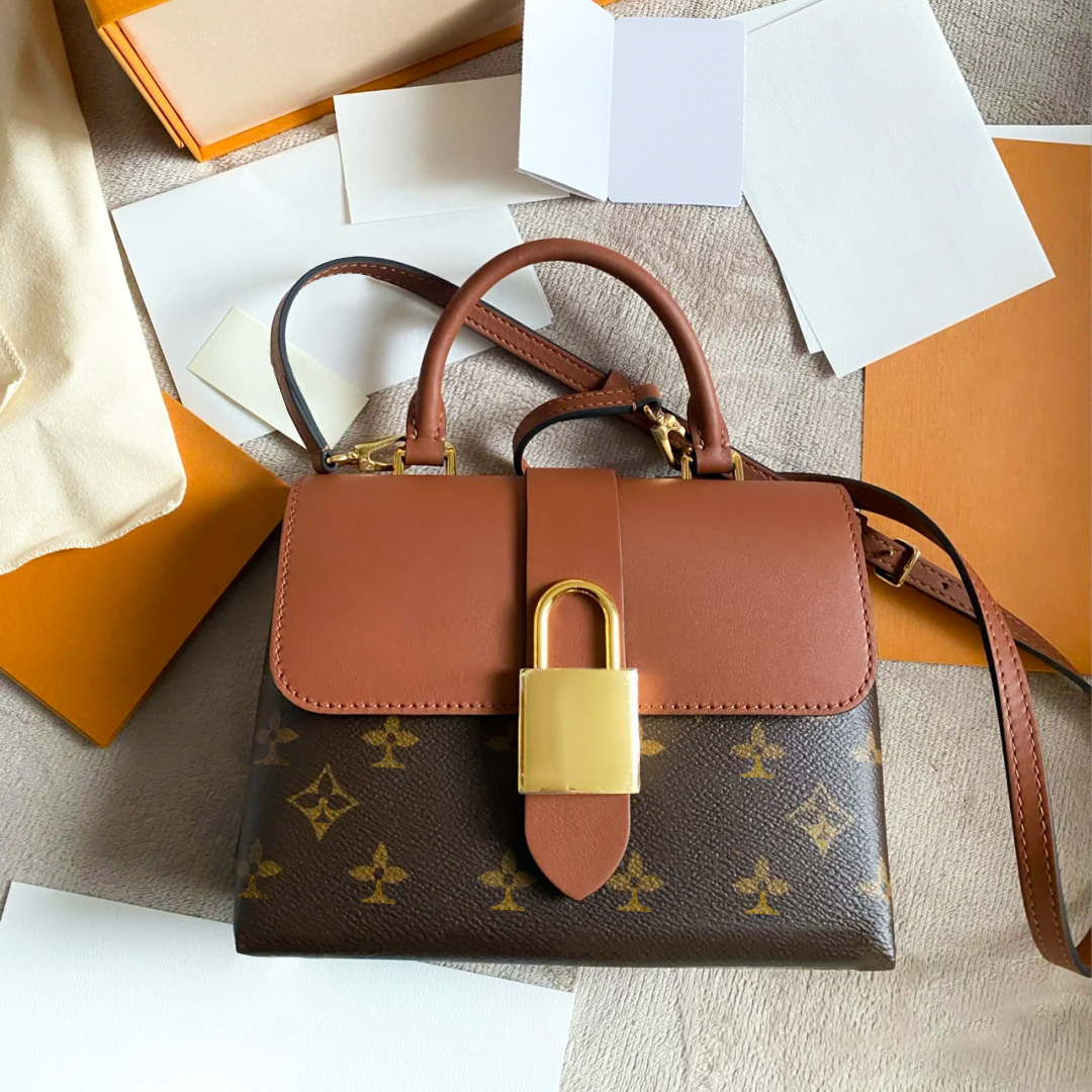 Luxurys Designers Bags LOCKY BB M44322 leather clutch Shoulder Bag pochette classic vintage Women's men quality fashion famous handbags tote crossbody Bags wallet, Carton
Luxurys Designers Bags LOCKY BB M44322 leather clutch Shoulder Bag pochette classic vintage Women's men quality fashion famous handbags tote crossbody Bags wallet, Carton