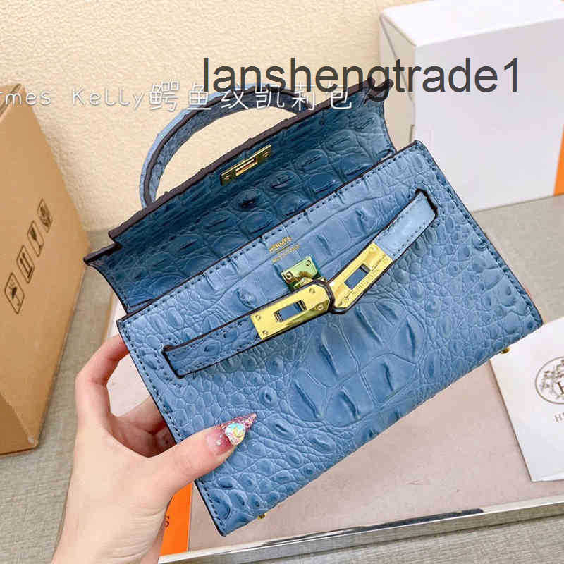 Designer Luxurys High Quality Bag Hemes Cowhide Berkin For Womens Handmade Wallet Fashion Letters H Togo Handbags Kely Purse Leather Black 25 35 The Totes Bags 4BUE, Haze blue
Designer Luxurys High Quality Bag Hemes Cowhide Berkin For Womens Handmade Wallet Fashion Letters H Togo Handbags Kely Purse Leather Black 25 35 The Totes Bags 4BUE, Haze blue