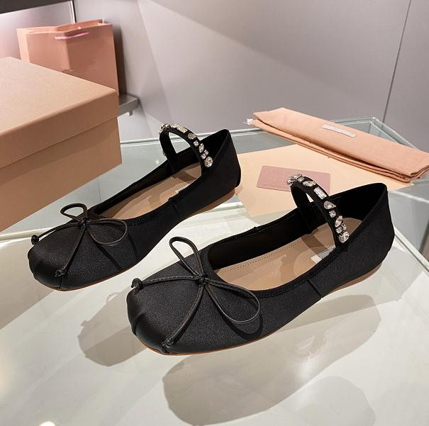 New Ballet Shoes Women Satin Bow Comfort And Leisure Loafer Flat Dance Shoe Ladies Girl Holiday Stretch Nice Shoes, Pink
New Ballet Shoes Women Satin Bow Comfort And Leisure Loafer Flat Dance Shoe Ladies Girl Holiday Stretch Nice Shoes, Pink