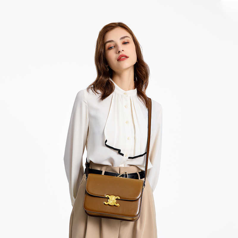 BD69 Lisa's same style Arc de Triomphe small square bag 2021 new fashion tofu advanced sense one shoulder slant across women's, Large black
BD69 Lisa's same style Arc de Triomphe small square bag 2021 new fashion tofu advanced sense one shoulder slant across women's, Large black