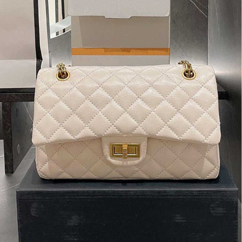 Classic handbag women shoulder bags designer tote casual clutch shopping zipper wallet chain crossbody handbags lady purse fashion camera bag womens envelope bags
Classic handbag women shoulder bags designer tote casual clutch shopping zipper wallet chain crossbody handbags lady purse fashion camera bag womens envelope bags